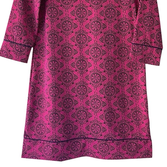 LANDS’ END | NWOT 3/4 SLEEVE SHEETH DRESS UPF 50 BRIGHT PINK & NAVY BLUE TRIM XS - Picture 5 of 8